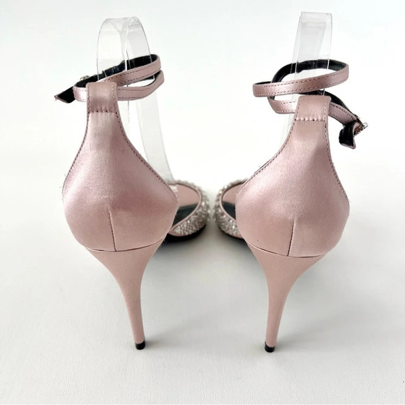 NEW GUCCI  Crystal Embellished GG Ankle Wrap Light Pink High Heel Sandals US 9.5 - Picture 6 of 13